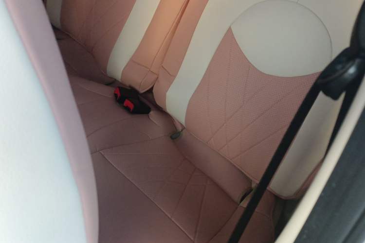 Used Wuling Hongguang MINIEV 2024 3rd Generation 215km Youth Edition Left Rear Seat