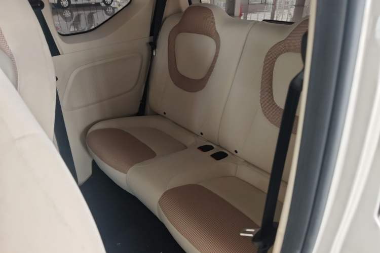 Used Wuling Hongguang MINIEV 2024 3rd Generation 215km Youth Edition Left Rear Seat