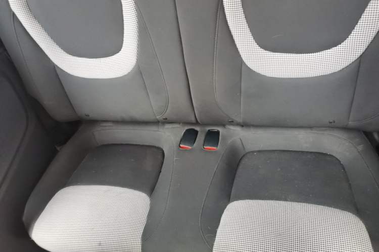Used Wuling Hongguang MINIEV 2024 3rd Generation 215km Youth Edition Left Rear Seat