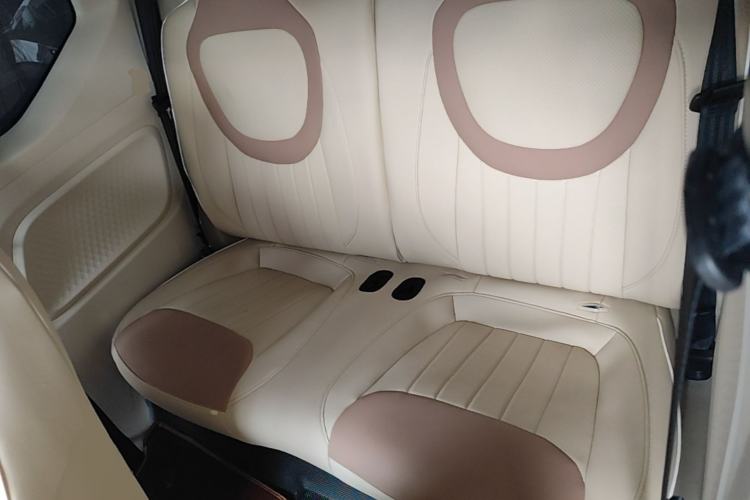 Used Wuling Hongguang MINIEV 2024 3rd Generation 215km Youth Edition Left Rear Seat
