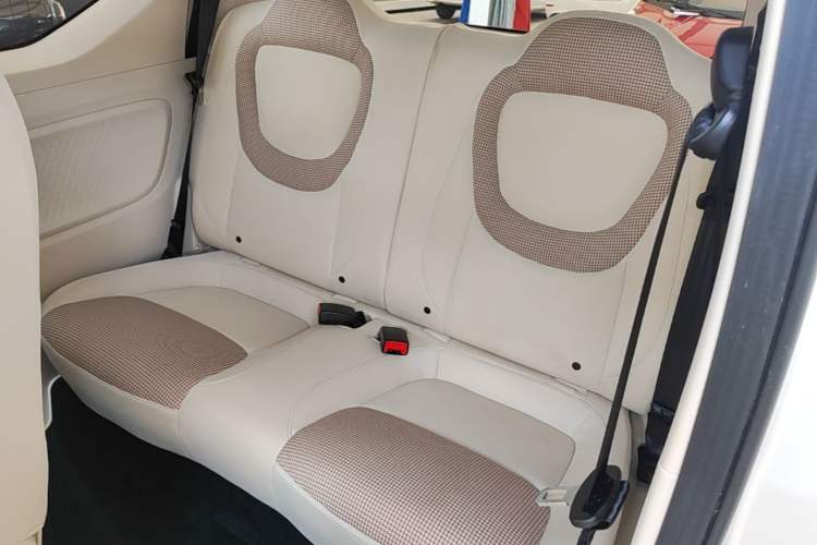 Used Wuling Hongguang MINIEV 2024 3rd Generation 215km Advanced Version Left Rear Seat