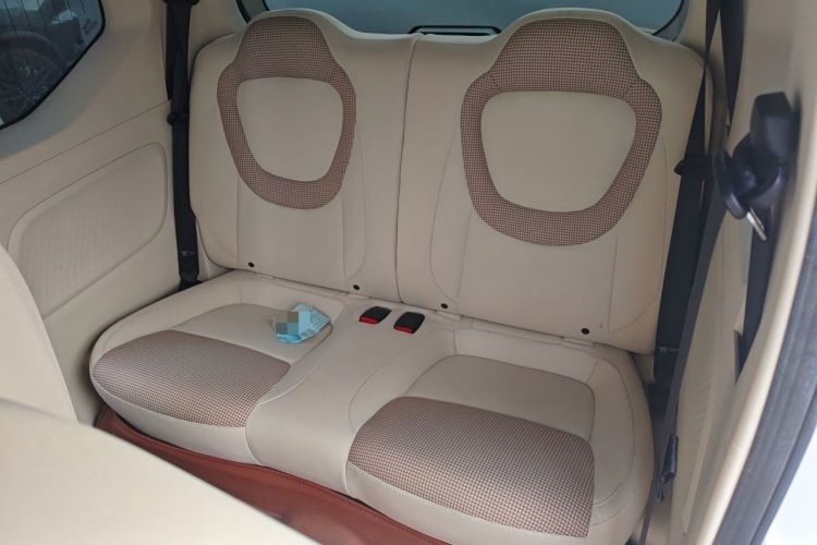 Used Wuling Hongguang MINIEV 2024 3rd Generation 215km Youth Edition Left Rear Seat