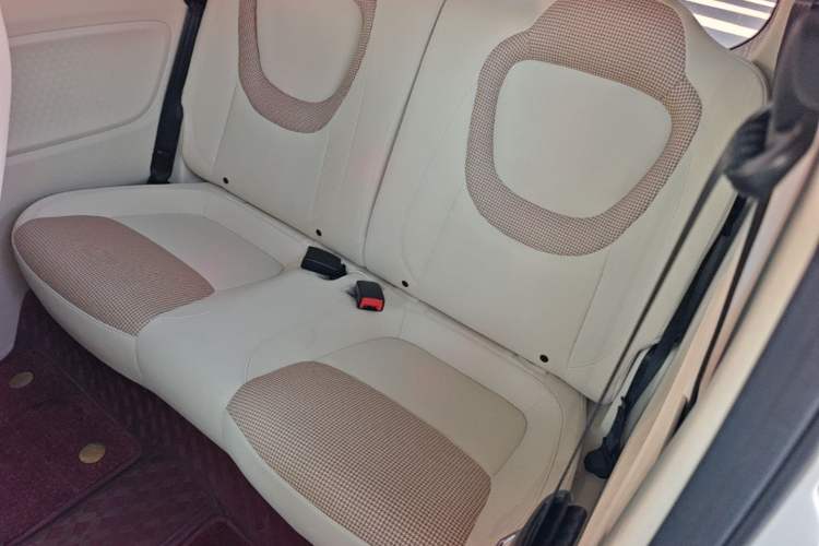 Used Wuling Hongguang MINIEV 2024 3rd Generation 215km Youth Edition Left Rear Seat