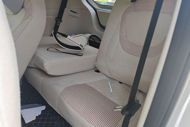 Used Wuling Hongguang MINIEV 2024 3rd Generation 215km Youth Edition Left Rear Seat