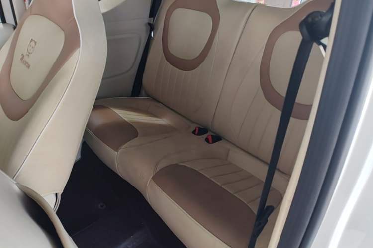 Used Wuling Hongguang MINIEV 2024 3rd Generation 215km Youth Edition Left Rear Seat