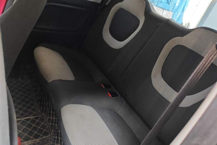 Used Wuling Hongguang MINIEV 2024 3rd Generation 215km Youth Edition Left Rear Seat