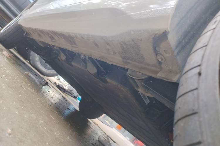 Used Wuling Hongguang MINIEV 2024 3rd Generation 215km Youth Edition Left Side Sill