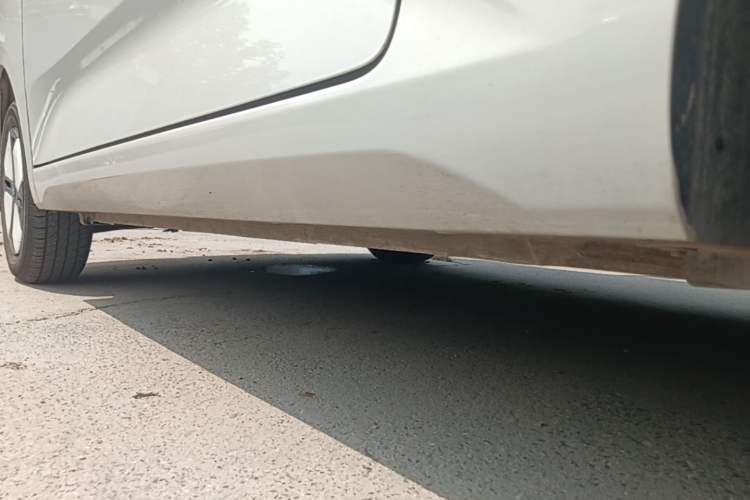 Used Wuling Hongguang MINIEV 2024 3rd Generation 215km Advanced Version Left Side Sill