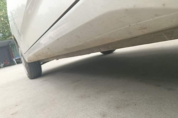 Used Wuling Hongguang MINIEV 2024 3rd Generation 215km Youth Edition Left Side Sill