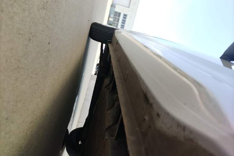Used Wuling Hongguang MINIEV 2024 3rd Generation 215km Youth Edition Left Side Sill