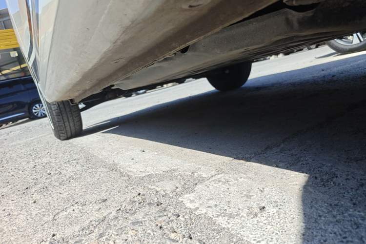 Used Wuling Hongguang MINIEV 2024 3rd Generation 215km Youth Edition Left Side Sill