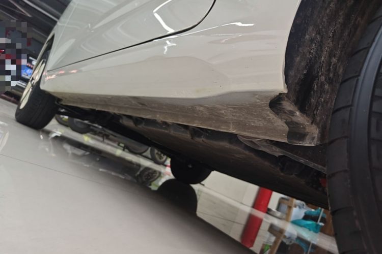 Used Wuling Hongguang MINIEV 2024 3rd Generation 215km Youth Edition Left Side Sill