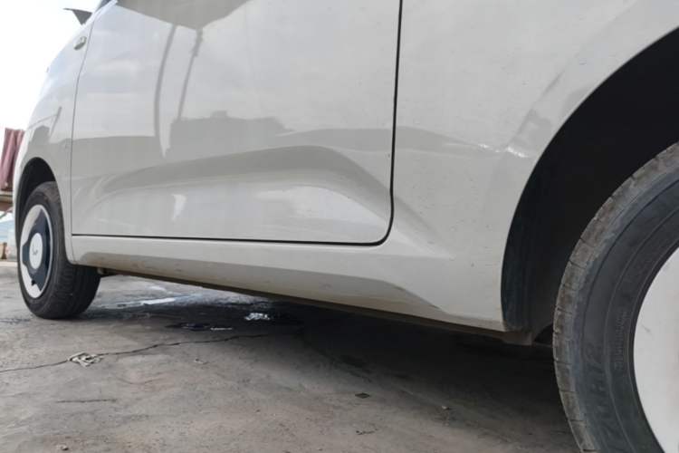 Used Wuling Hongguang MINIEV 2024 3rd Generation 215km Youth Edition Left Side Sill