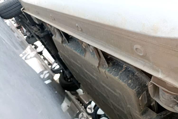 Used Wuling Hongguang MINIEV 2024 3rd Generation 215km Youth Edition Left Side Sill