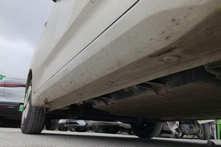 Used Wuling Hongguang MINIEV 2024 3rd Generation 215km Advanced Version Left Side Sill