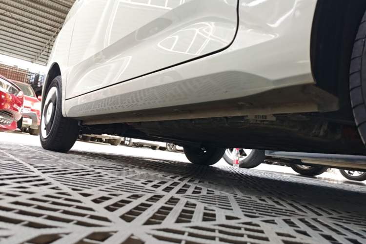 Used Wuling Hongguang MINIEV 2024 3rd Generation 215km Advanced Version Left Side Sill