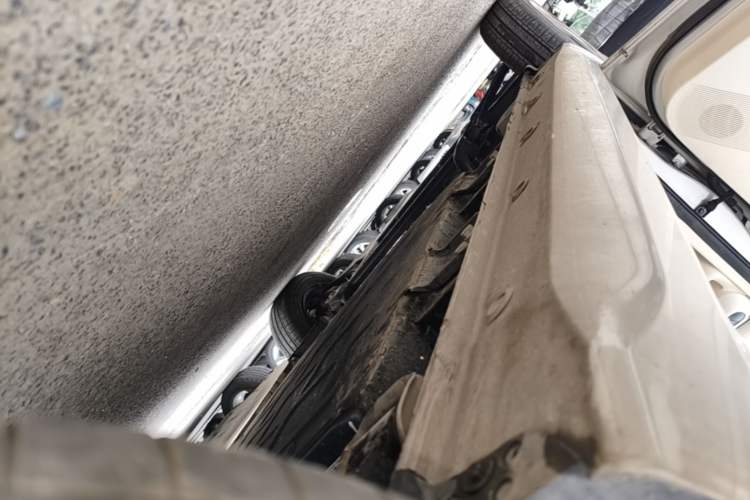 Used Wuling Hongguang MINIEV 2024 3rd Generation 215km Youth Edition Left Side Sill