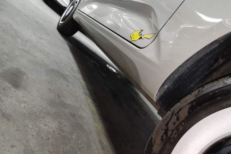 Used Wuling Hongguang MINIEV 2024 3rd Generation 215km Youth Edition Left Side Sill