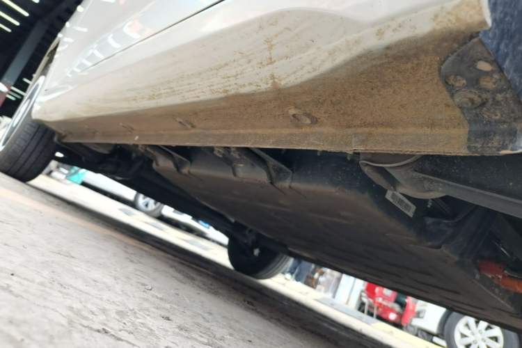 Used Wuling Hongguang MINIEV 2024 3rd Generation 215km Youth Edition Left Side Sill