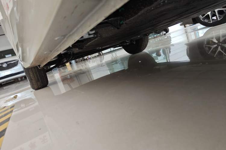 Used Wuling Hongguang MINIEV 2024 3rd Generation 215km Youth Edition Left Side Sill