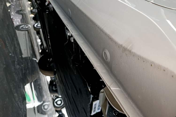 Used Wuling Hongguang MINIEV 2024 3rd Generation 215km Youth Edition Left Side Sill