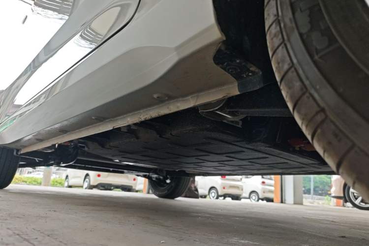 Used Wuling Hongguang MINIEV 2024 3rd Generation 215km Youth Edition Left Side Sill