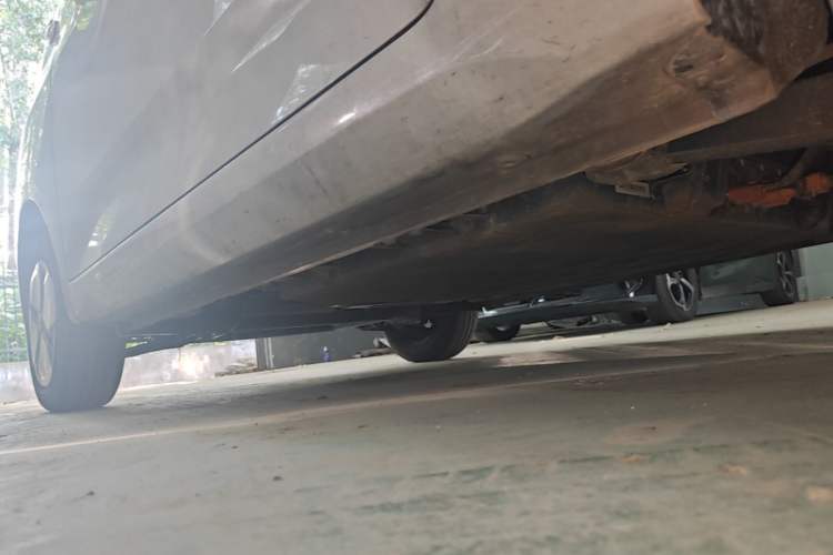 Used Wuling Hongguang MINIEV 2024 3rd Generation 215km Advanced Version Left Side Sill