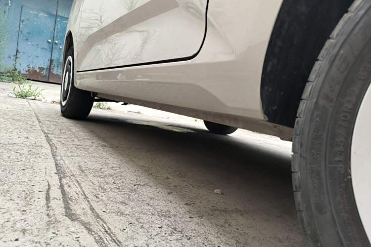 Used Wuling Hongguang MINIEV 2024 3rd Generation 215km Youth Edition Left Side Sill