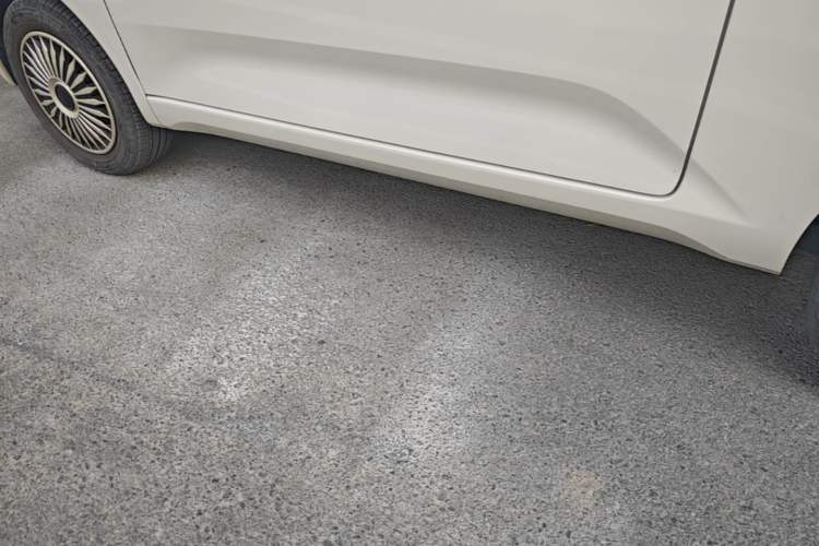 Used Wuling Hongguang MINIEV 2024 3rd Generation 215km Youth Edition Left Side Sill