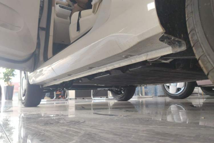 Used Wuling Hongguang MINIEV 2024 3rd Generation 215km Youth Edition Left Side Sill