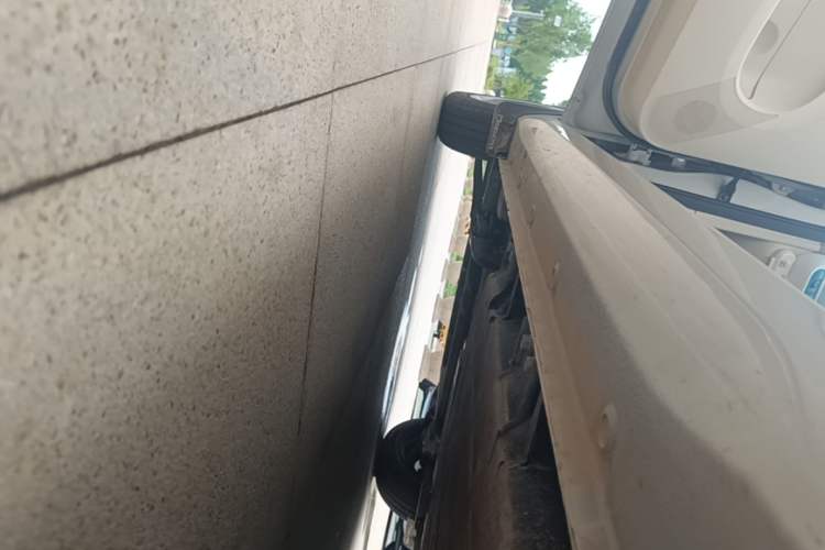 Used Wuling Hongguang MINIEV 2024 3rd Generation 215km Youth Edition Left Side Sill