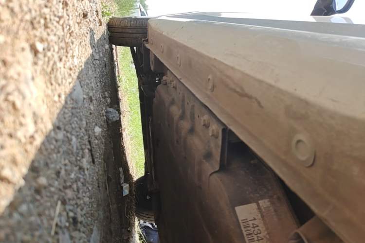 Used Wuling Hongguang MINIEV 2024 3rd Generation 215km Advanced Version Left Side Sill
