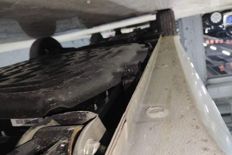 Used Wuling Hongguang MINIEV 2024 3rd Generation 215km Youth Edition Left Side Sill