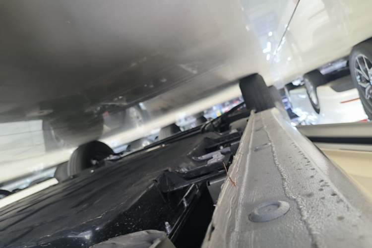 Used Wuling Hongguang MINIEV 2024 3rd Generation 215km Youth Edition Left Side Sill