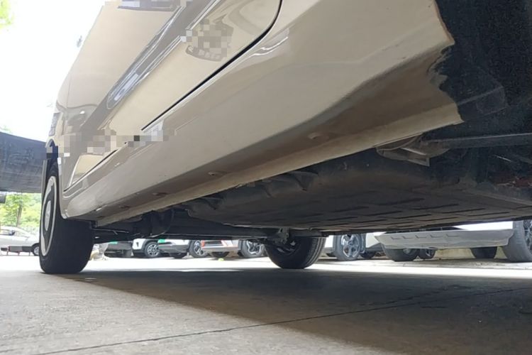 Used Wuling Hongguang MINIEV 2024 3rd Generation 215km Advanced Version Left Side Sill