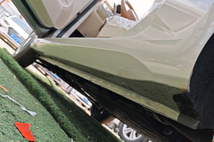 Used Wuling Hongguang MINIEV 2024 3rd Generation 215km Youth Edition Left Side Sill
