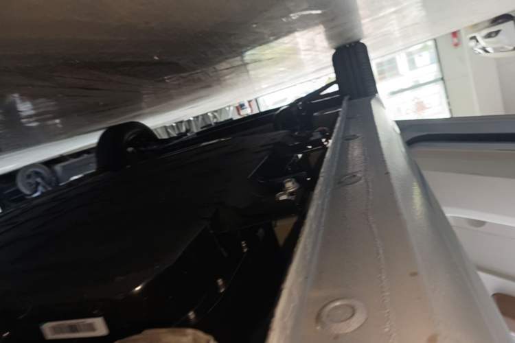 Used Wuling Hongguang MINIEV 2024 3rd Generation 215km Youth Edition Left Side Sill
