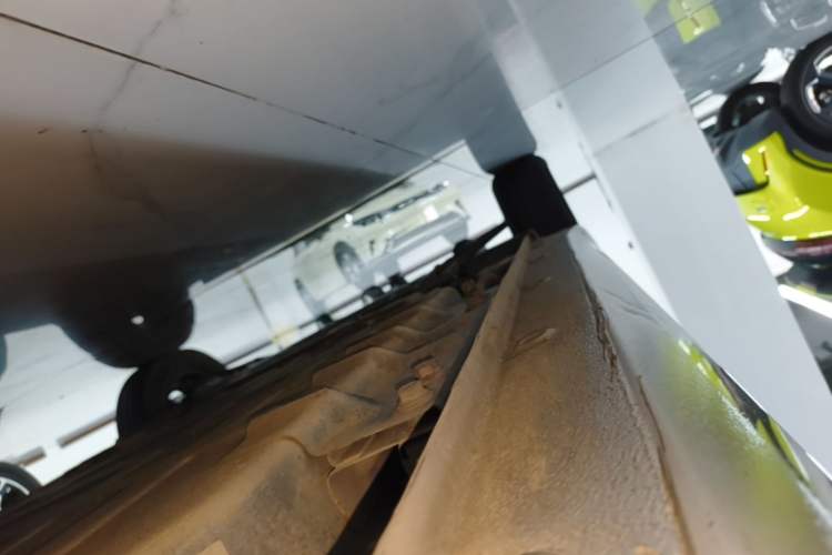Used Wuling Hongguang MINIEV 2024 3rd Generation 215km Advanced Version Left Side Sill