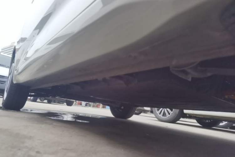Used Wuling Hongguang MINIEV 2024 3rd Generation 215km Advanced Version Left Side Sill