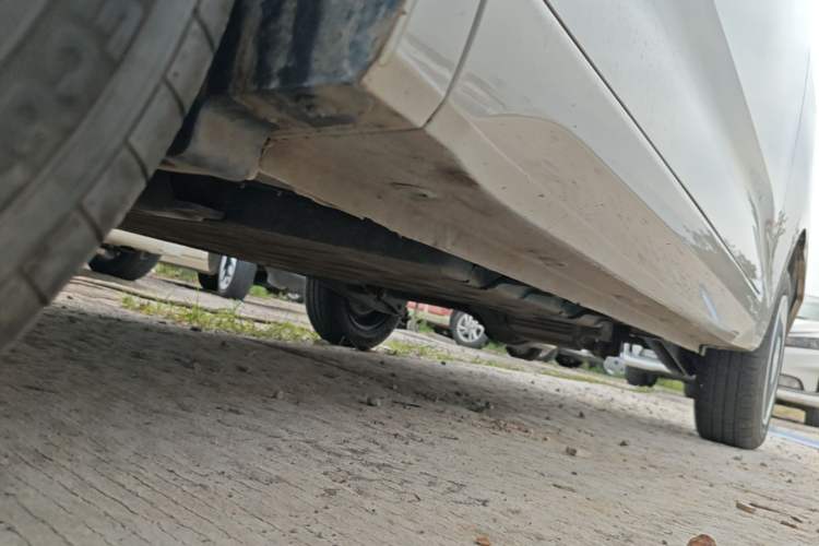 Used Wuling Hongguang MINIEV 2024 3rd Generation 215km Youth Edition Left Side Sill