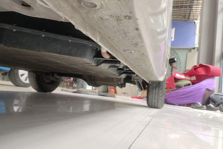 Used Wuling Hongguang MINIEV 2024 3rd Generation 215km Youth Edition Left Side Sill