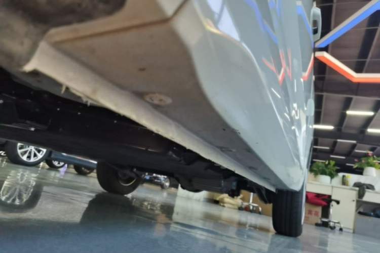 Used Wuling Hongguang MINIEV 2024 3rd Generation 215km Youth Edition Left Side Sill