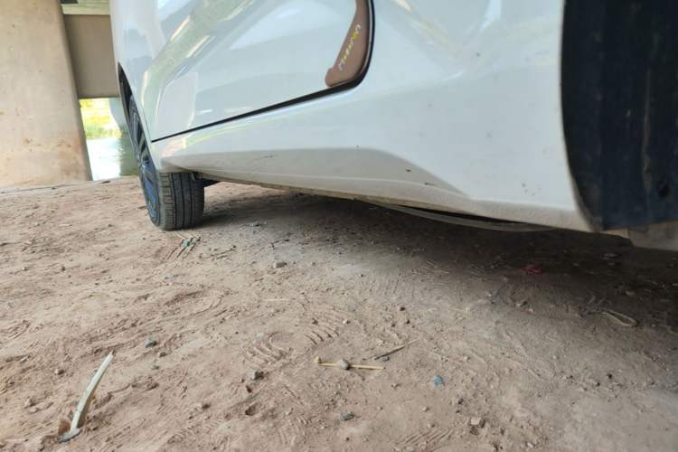 Used Wuling Hongguang MINIEV 2024 3rd Generation 215km Youth Edition Left Side Sill