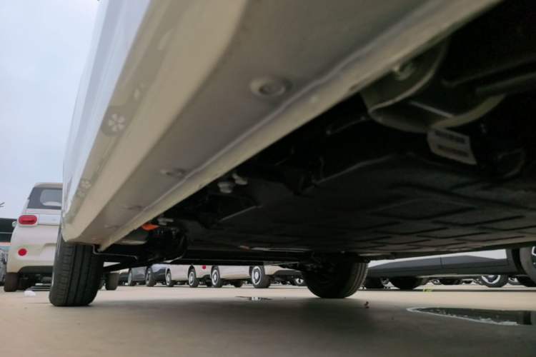 Used Wuling Hongguang MINIEV 2024 3rd Generation 215km Youth Edition Left Side Sill
