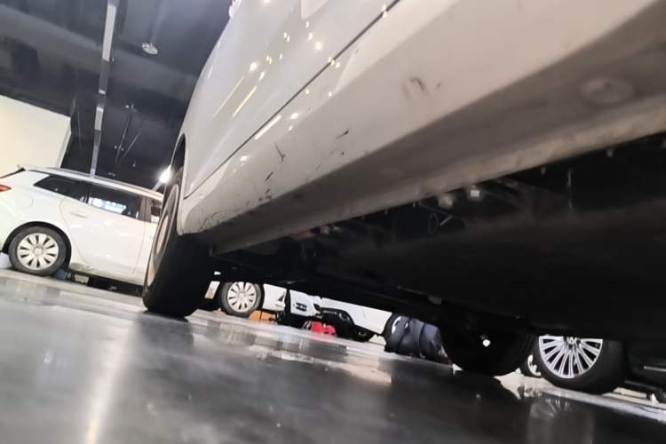 Used Wuling Hongguang MINIEV 2024 3rd Generation 215km Youth Edition Left Side Sill