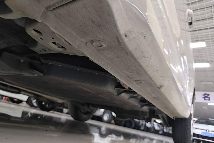 Used Wuling Hongguang MINIEV 2024 3rd Generation 215km Advanced Version Left Side Sill