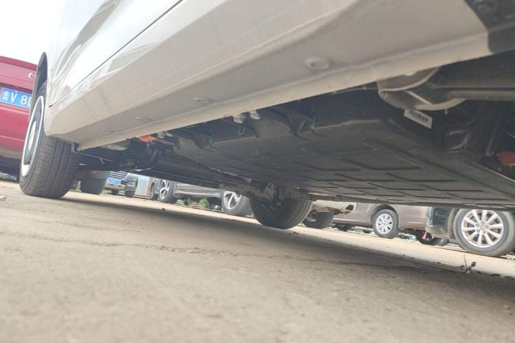 Used Wuling Hongguang MINIEV 2024 3rd Generation 215km Youth Edition Left Side Sill