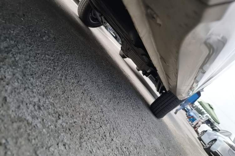 Used Wuling Hongguang MINIEV 2024 3rd Generation 215km Youth Edition Left Side Sill