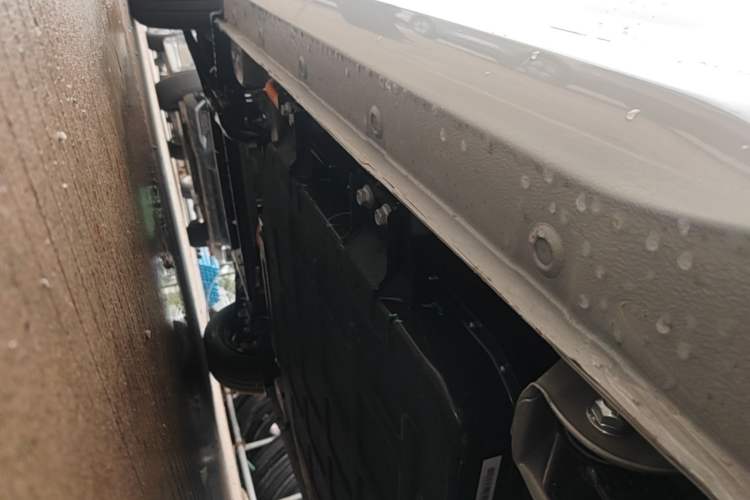 Used Wuling Hongguang MINIEV 2024 3rd Generation 215km Youth Edition Left Side Sill
