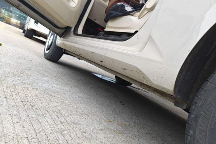 Used Wuling Hongguang MINIEV 2024 3rd Generation 215km Youth Edition Left Side Sill